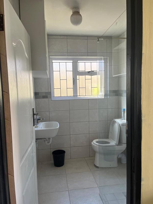 To Let 2 Bedroom Property for Rent in Southfield Western Cape